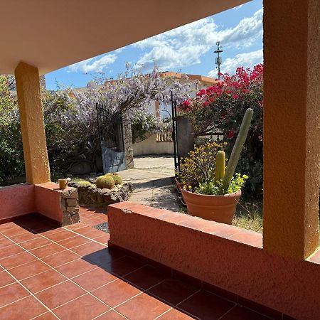 Lovely Home 5 Min Walk To The Beach, 3 Bedrooms Ample Outdoor Relax And Wifi Capitana Bagian luar foto