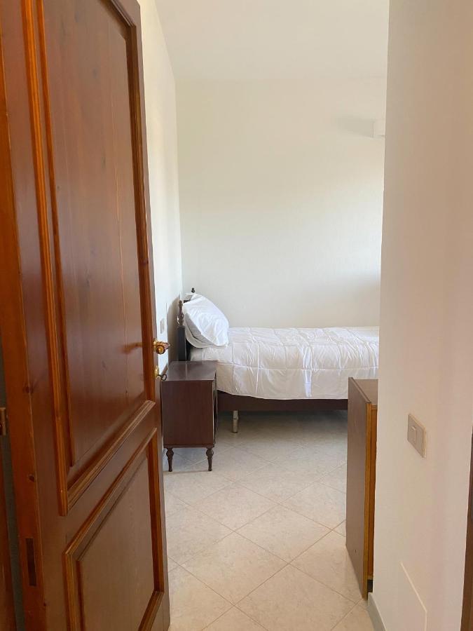 Lovely Home 5 Min Walk To The Beach, 3 Bedrooms Ample Outdoor Relax And Wifi Capitana Bagian luar foto